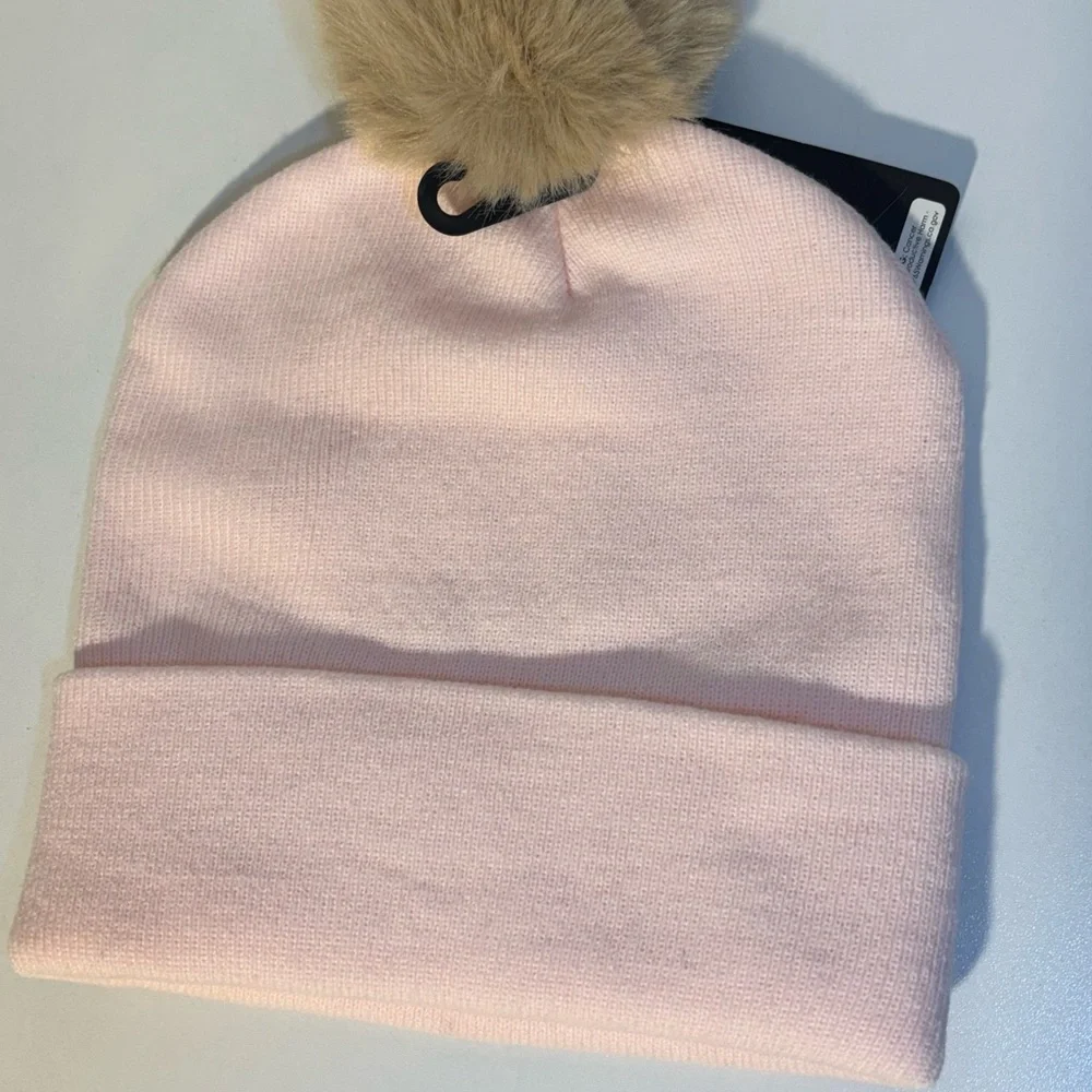 Ed Hardy Skulls bones and hearts pink knit fluffy pom pom beanie hat - Picture 5 of 6